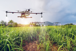 O que influencia a capacidade de carga e a autonomia de voo para drones na agricultura